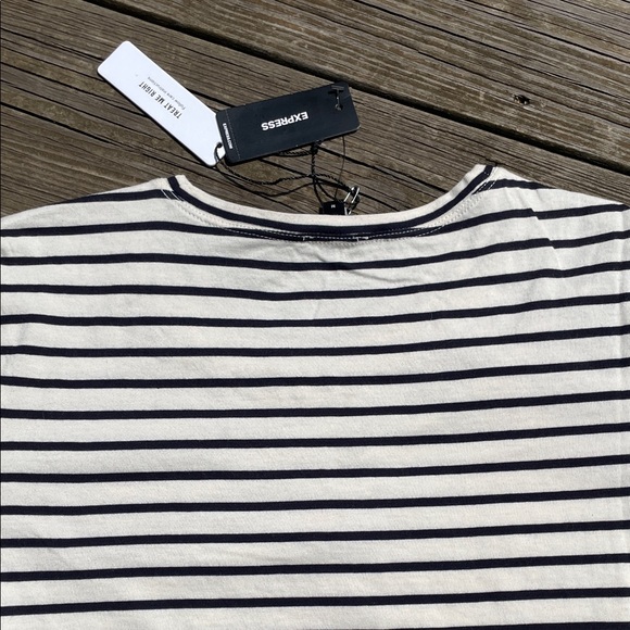 Express Tee With A Gem Embellished Neckline - Picture 9 of 16